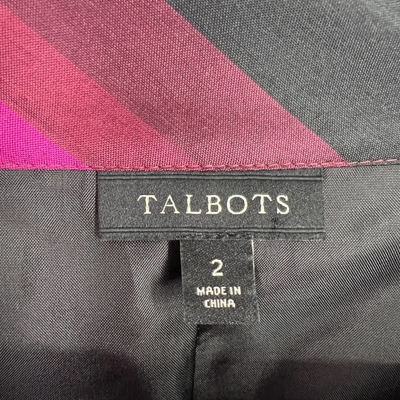 Talbots Womens 100% Silk Size 2 Red Formal Blouse Shirt Top Elegant Artsy Casual - Picture 3 of 9